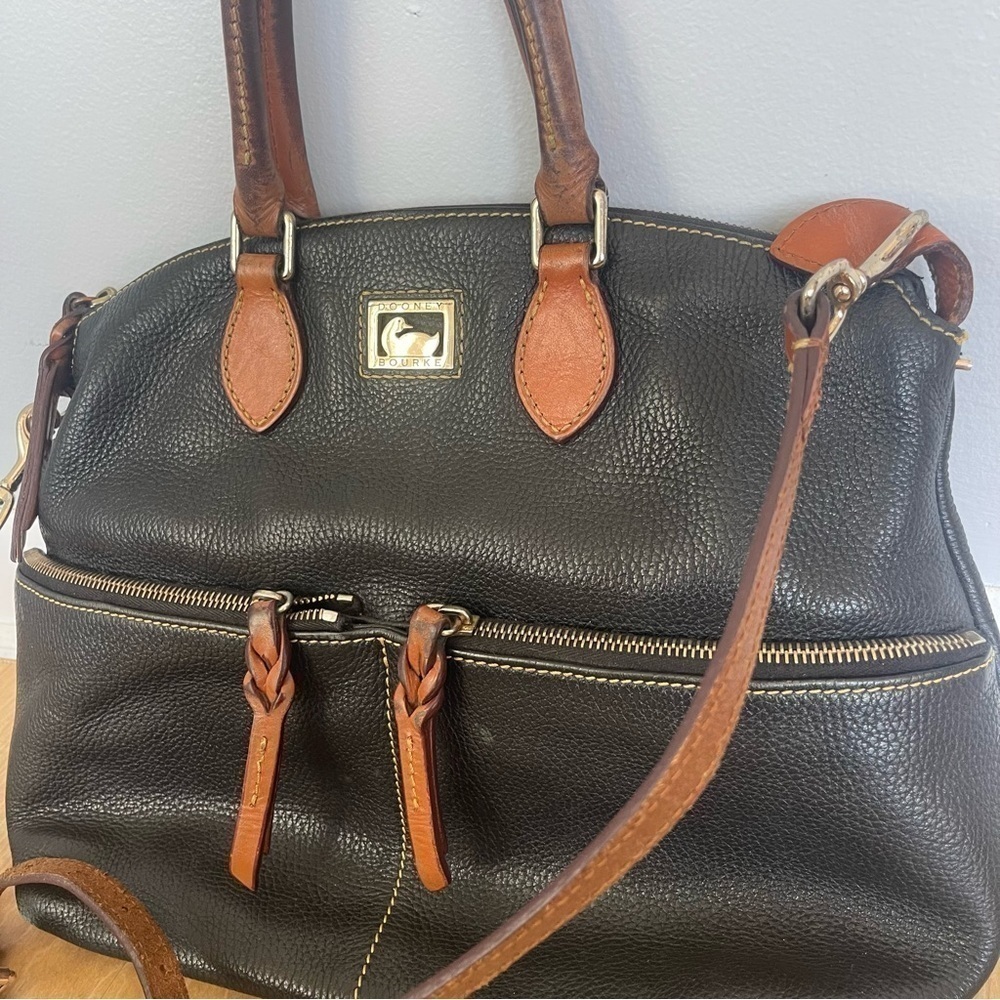 Dooney & Bourke Dillen Pebbled Leather Double Pockets Handbag Black Hobo Bag - Picture 2 of 14